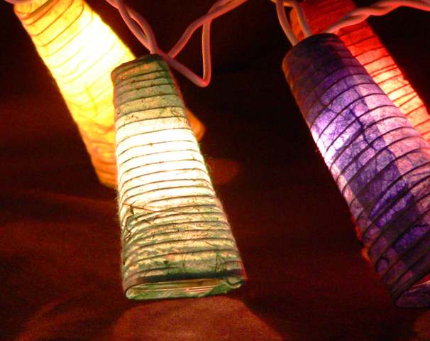 Chinese Paper Lanterns Multicoloured - LONG lead 10 Metres 100 lights fairy party lights